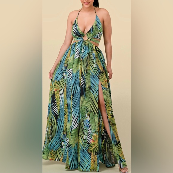 The Sang Dresses & Skirts - Tropical-print maxi dress. O-ring cut out. The Sang Clothing. Halter V-neck. M
